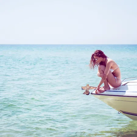 Ikos Oceania Nea Moudania