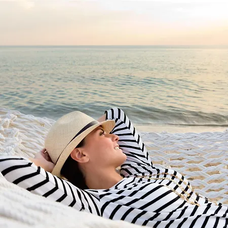 Ikos Oceania Nea Moudania