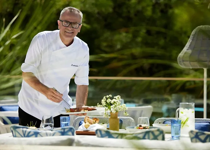 Semesteranläggning (resort) Ikos Oceania 5*