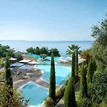 Ikos Oceania Nea Moudania